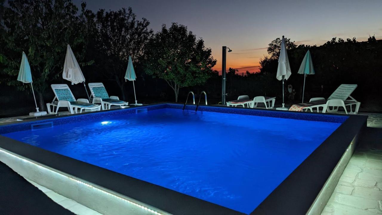 Apartman Aja Kaštelir Exterior foto